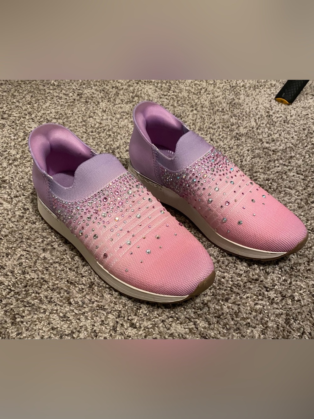 Pink & Lavender Slip-On Crystal Sneakers - Women Reaction by Kenneth Cole Sz 6